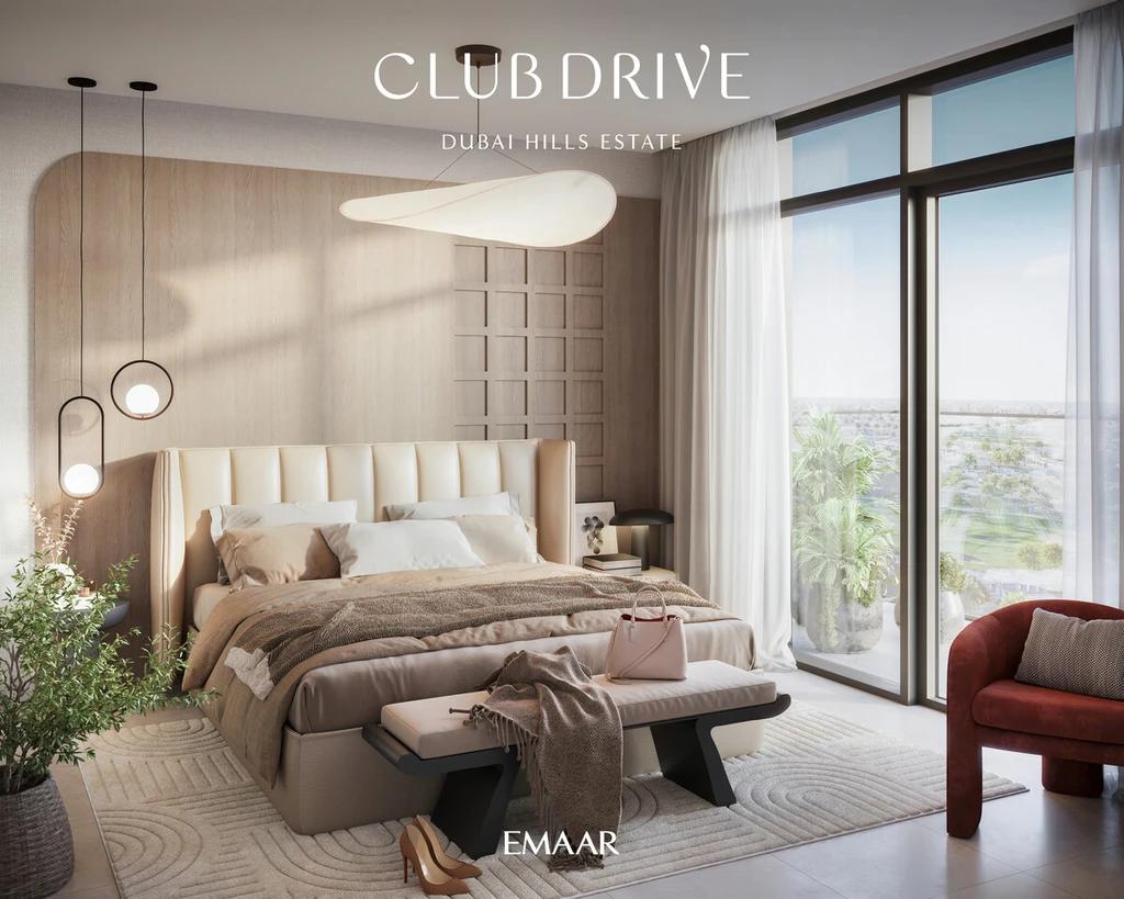 Club Drive